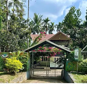 Wild Villa